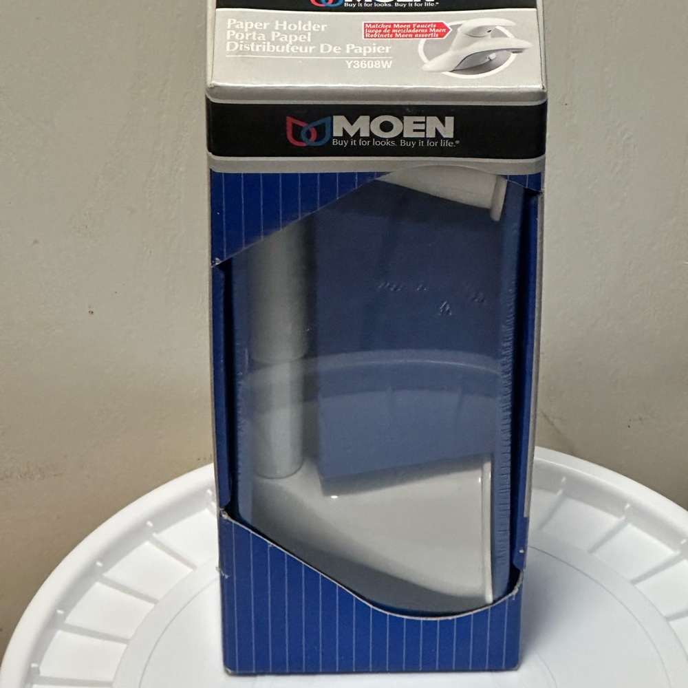 Moen Villetta White Toilet Paper Holder
3608W